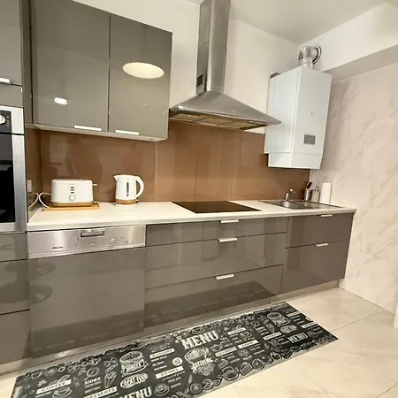 Close To The Sea Sleeps 4 Apartment Juan-les-Pins